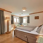 Gaestehaus Isartal *