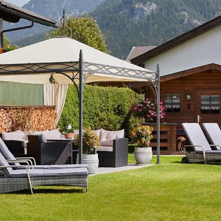 Gaestehaus Isartal * Krün