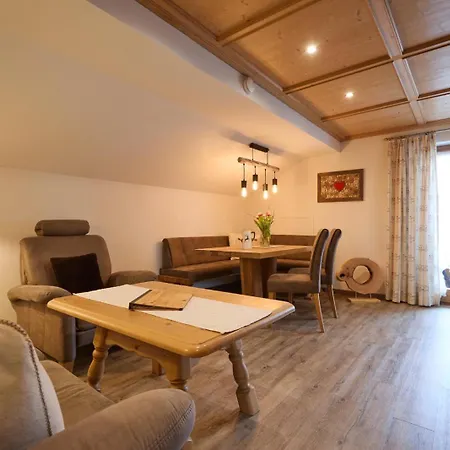 Gaestehaus Isartal Apartment Krun